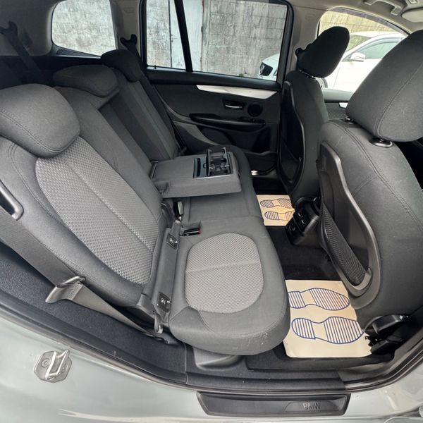 BMW 2-Series 2016 7 Seater 369742132