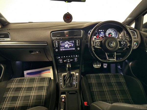 2016 Volkswagen Golf GTD DSG 369743512