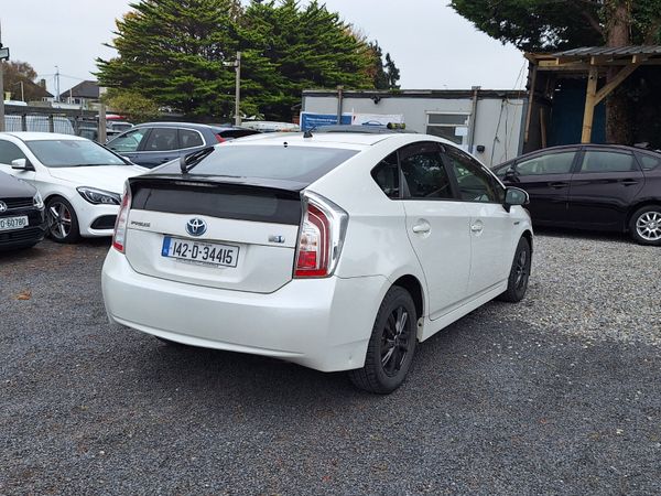 Toyota Prius 2014 | hybrid Self charging 369754475