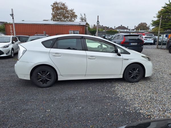 Toyota Prius 2014 | hybrid Self charging 369754476