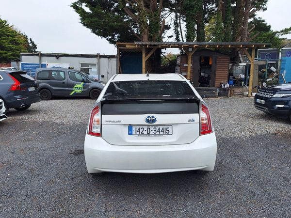 Toyota Prius 2014 | hybrid Self charging 369754477