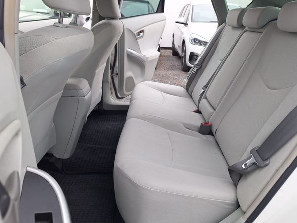 Toyota Prius 2014 | hybrid Self charging 369754482