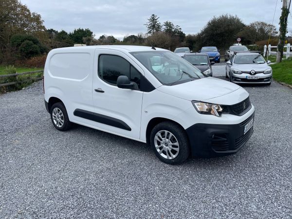 Peugeot Partner 2020 369757871