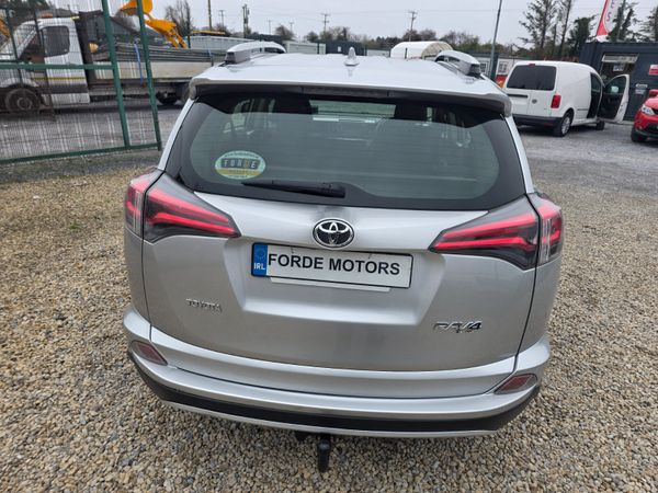 Toyota RAV4 2016 369768332