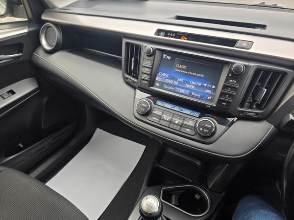 Toyota RAV4 2016 369768346