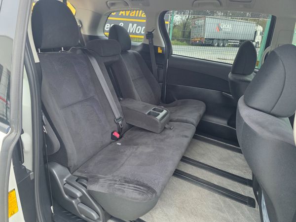 Toyota Estima 2014 8 Seater 369769157