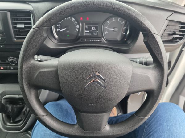 Citroen Dispatch 2019 369769914