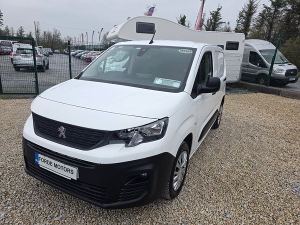 Peugeot Partner 2022 369771030