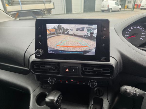 Peugeot Partner 2022 369771151