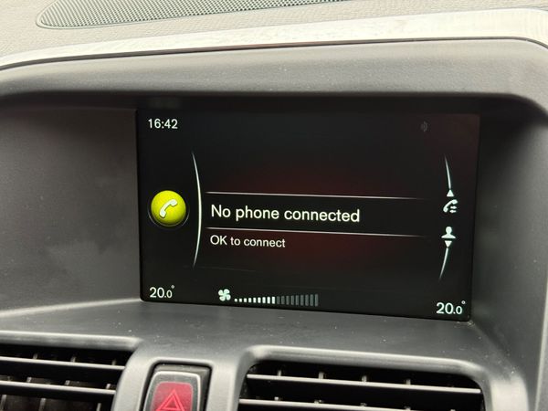 Stunning 161 Volvo XC60 R-Design! 369791805