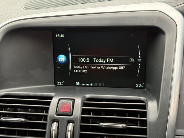 Stunning 161 Volvo XC60 R-Design! 369791800