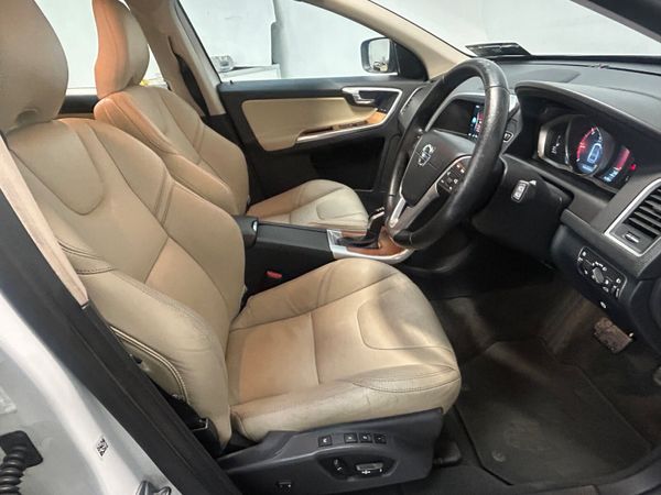 161 VOLVO XC60 2.0D4 SE LUX AUTO - HUGE SPEC 369809065