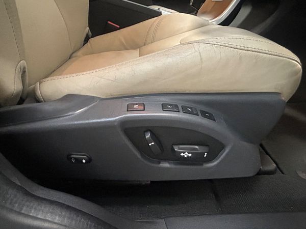 161 VOLVO XC60 2.0D4 SE LUX AUTO - HUGE SPEC 369809069