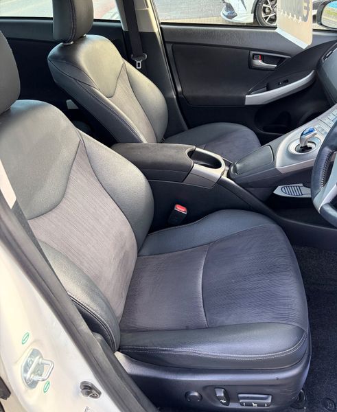 2014 Toyota Prius 1.8 Hybrid HIGH SPEC 369832268