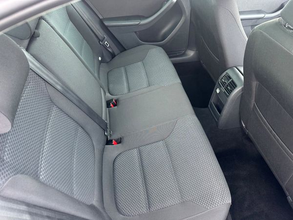 Volkswagen Jetta 1.6 TDI 369843086