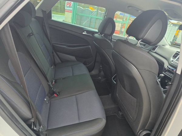 Hyundai Tucson 2017 369854350