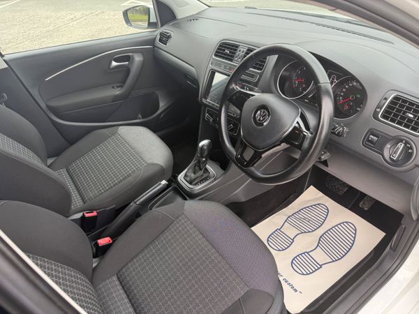 Volkswagen polo 2016 Auto 46,000 kms 369857279
