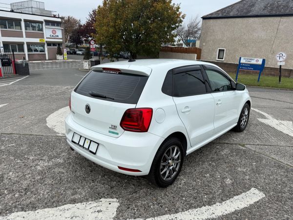 Volkswagen polo 2016 Auto 46,000 kms 369857285