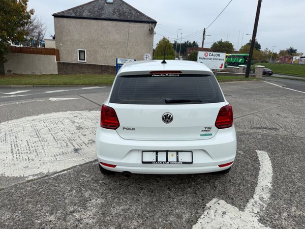 Volkswagen polo 2016 Auto 46,000 kms 369857283