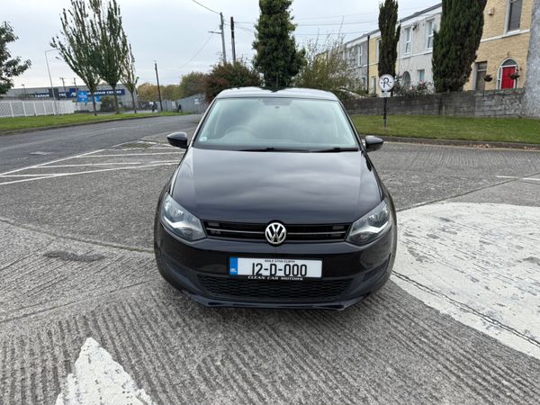 Volkswagen polo 2012 Auto 53,000 kms 369859395