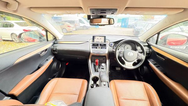 Lexus  NX300H 2.5 HYBRID 2016 369859498