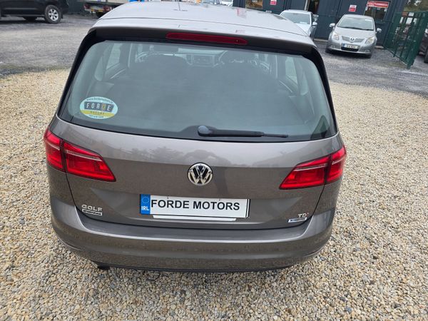 Volkswagen Golf SV 2015 369851849