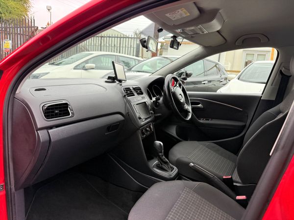 2016 Volkswagen Polo (Automatic ) 369862922