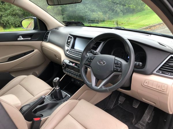 Hyundai Tucson 2017 EXECUTIVE LEATHER 369875541