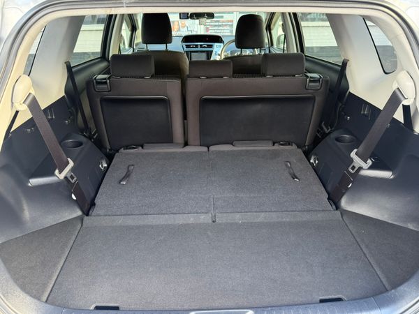 2015 Toyota Prius Plus/alpha1.8 Hybrid auto 7Seate 369872056