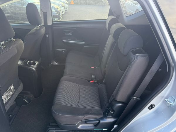 2015 Toyota Prius Plus/alpha1.8 Hybrid auto 7Seate 369872053