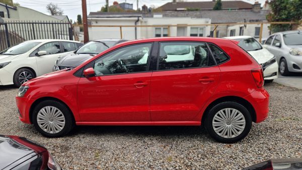 2016 Volkswagen Polo (Automatic ) 369872612