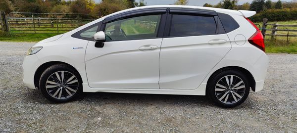 2016 Honda Fit ( Deposit Paid) 369886095