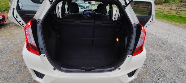 2016 Honda Fit ( Deposit Paid) 369886134