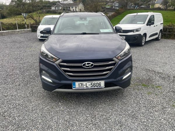 Hyundai Tucson 2017 369897000