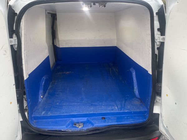 Ford Transit  connect (fiberglass rear) 369897699