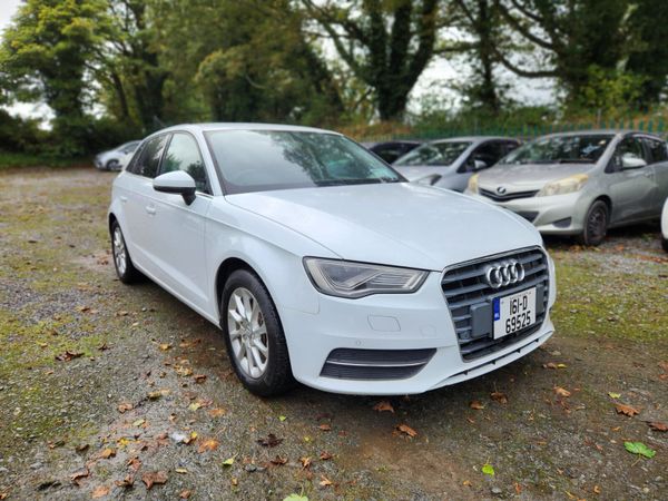 Audi A3 2016 369904319