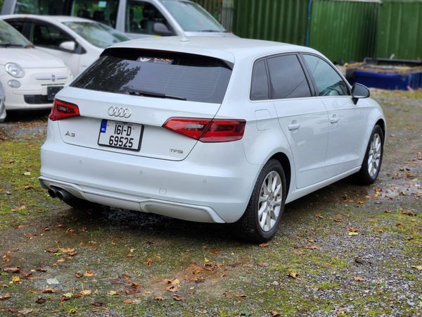Audi A3 2016 369904328