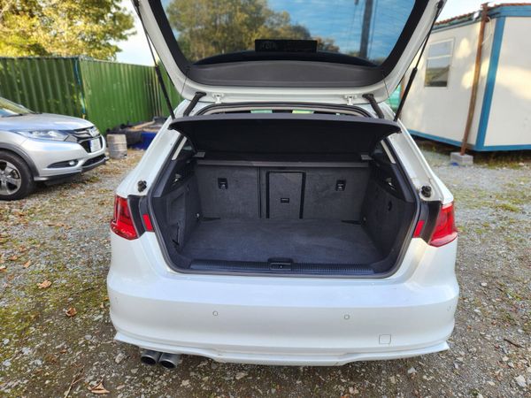 Audi A3 2016 369904338