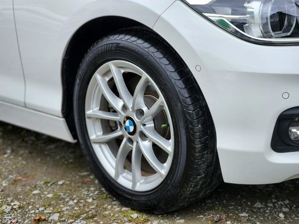 BMW 1-Series 2018 369905635