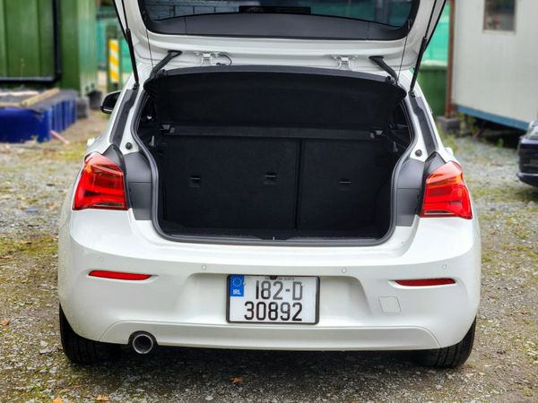 BMW 1-Series 2018 369905647