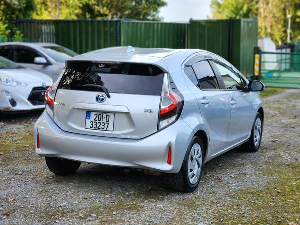 Toyota Aqua 2020 369906874