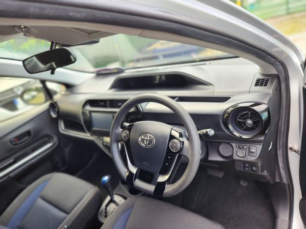 Toyota Aqua 2020 369906882