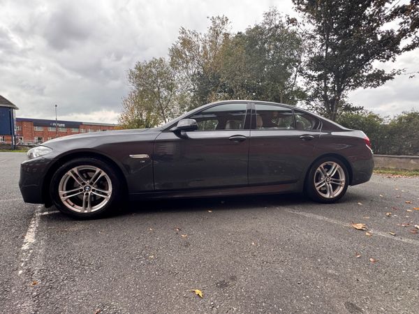 BMW 5-Series 2014 369927180