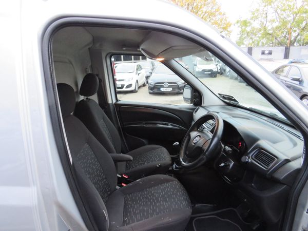 142 OPEL COMBO VAN 1.3 DIESEL IN SILVER MET 369920672