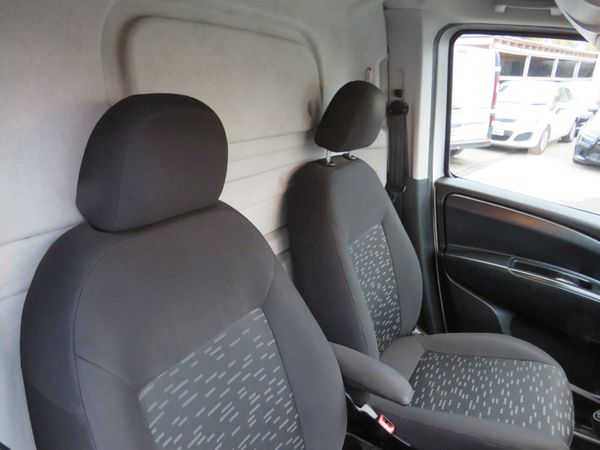 Vauxhall Combo 2014 1.3 DIESEL VAN DOED 26 369920790