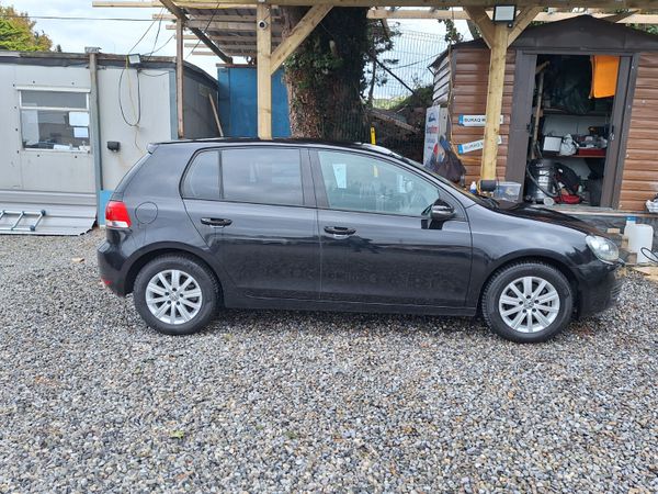 Volkswagen Golf  1.2 TSI Auto 369937263