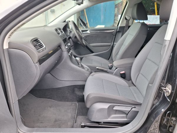 Volkswagen Golf  1.2 TSI Auto 369937274