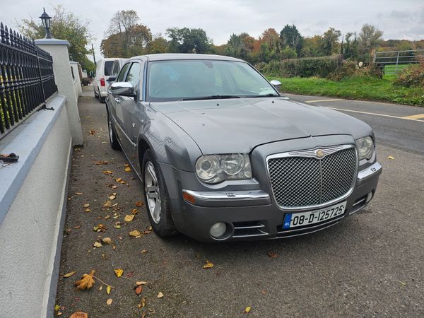 Chrysler 300C 2008 369945685