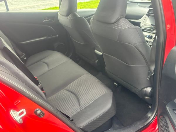 2018 TOYOTA PRIUS HYBRID IMMACULATE 369948424