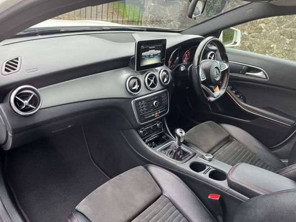 Mercedes-Benz  GLA 200 CDI AMG LINE 369952105